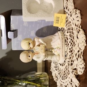 NIB Vintage Precious Moments 5 yr anniversary full-size figurine #163791